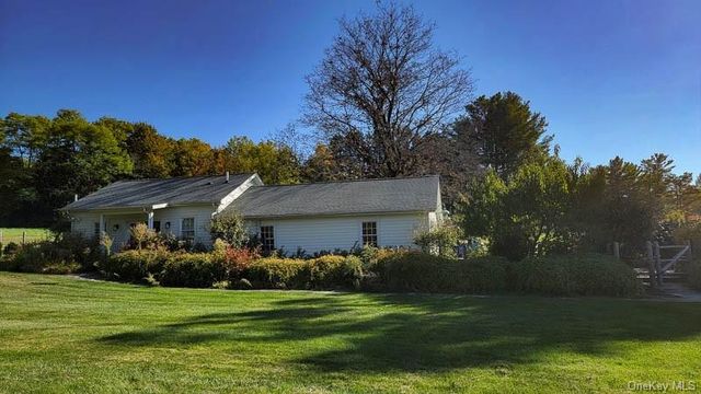 188 Nine Partners Lane, Millbrook, NY 12545