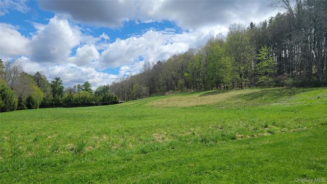 188 Nine Partners Lane, Millbrook, NY 12545