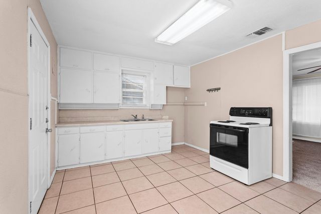 4315 33rd Street, Lubbock, TX 79410