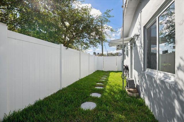 1921 NW 31st Court, Oakland Park, FL 33309