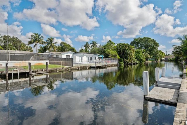 1921 NW 31st Court, Oakland Park, FL 33309