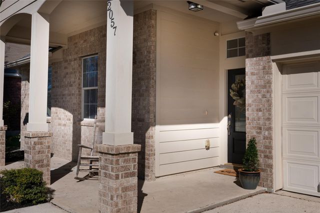 2057 Dove Crossing DR, New Braunfels, TX 78130