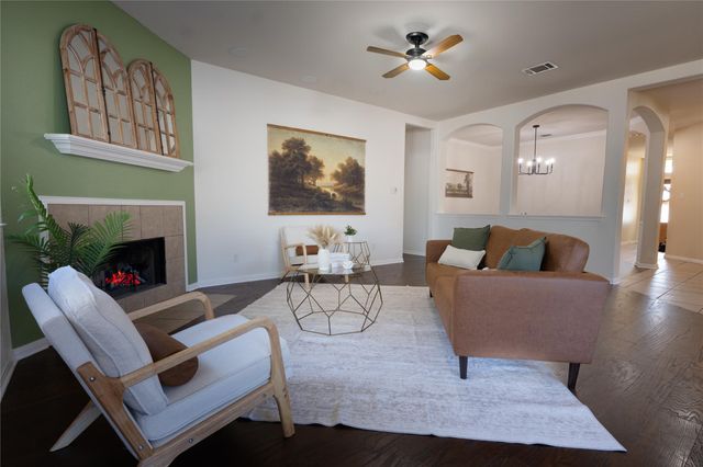 2057 Dove Crossing DR, New Braunfels, TX 78130