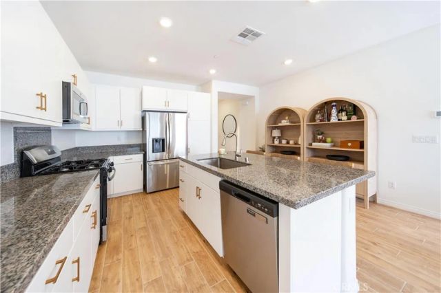 30259 Adrift, Menifee, CA 92584