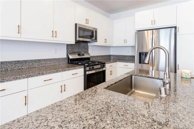 30259 Adrift, Menifee, CA 92584