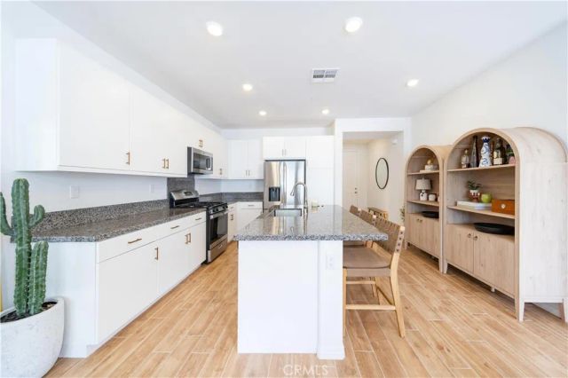 30259 Adrift, Menifee, CA 92584