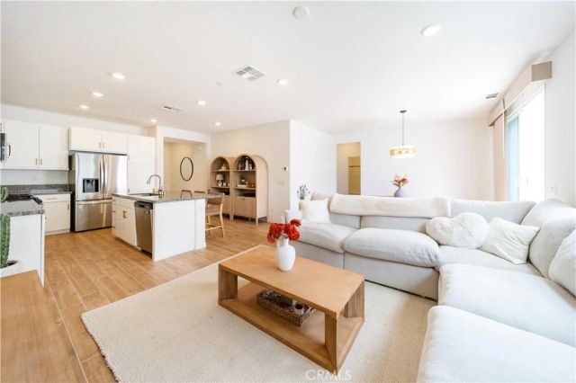 30259 Adrift, Menifee, CA 92584