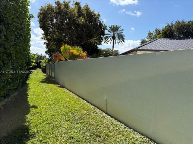 18610 SW 39th Court, Miramar, FL 33029