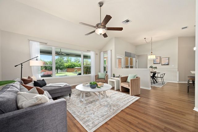 1304 Windcrest DR, Round Rock, TX 78664
