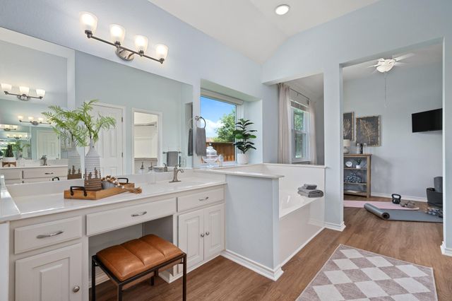 1304 Windcrest DR, Round Rock, TX 78664