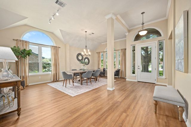 1304 Windcrest DR, Round Rock, TX 78664