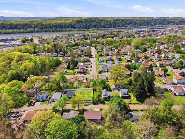 306 Home Street, New Kensington, PA 15068
