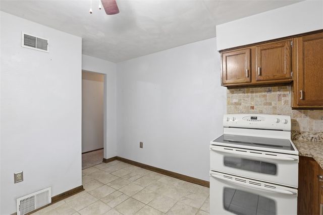 306 Home Street, New Kensington, PA 15068