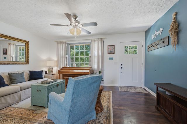 7515 Horn Tavern Rd, Fairview, TN 37062