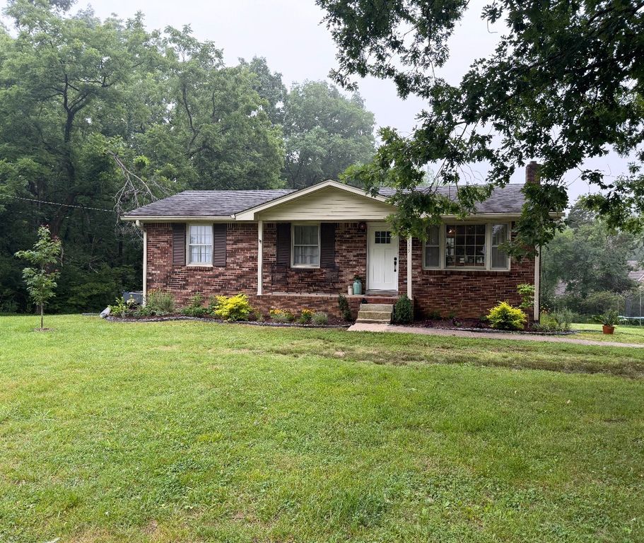 7515 Horn Tavern Rd, Fairview, TN 37062