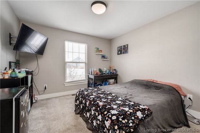 3001 Bridlewood Lane, New Albany, IN 47150