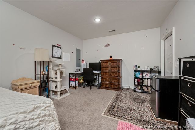 3001 Bridlewood Lane, New Albany, IN 47150