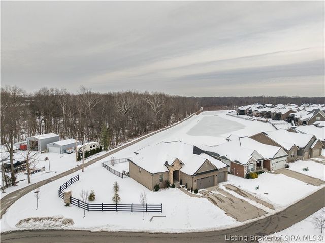 3001 Bridlewood Lane, New Albany, IN 47150