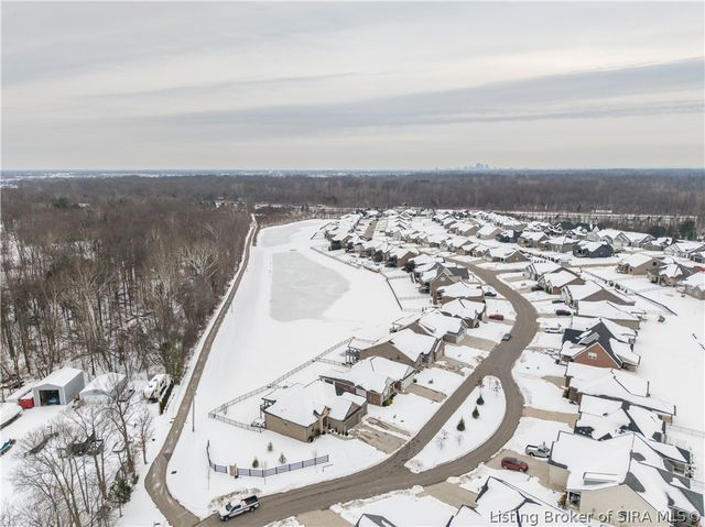 3001 Bridlewood Lane, New Albany, IN 47150