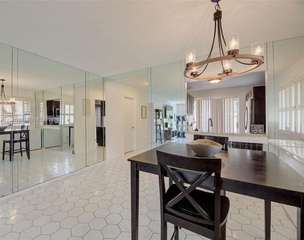 6553 NW 99th Ave A20, Tamarac, FL 33321