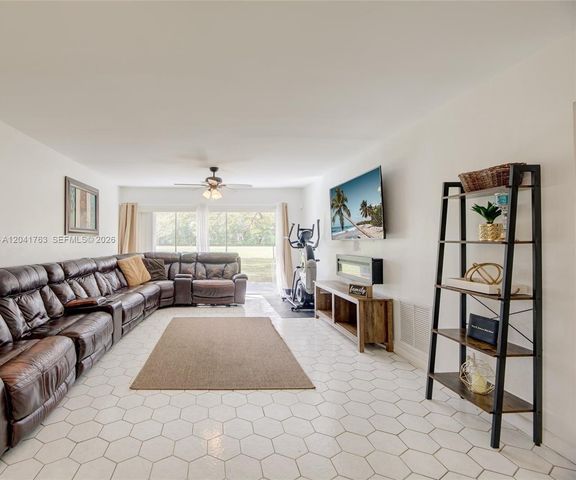 6553 NW 99th Ave A20, Tamarac, FL 33321