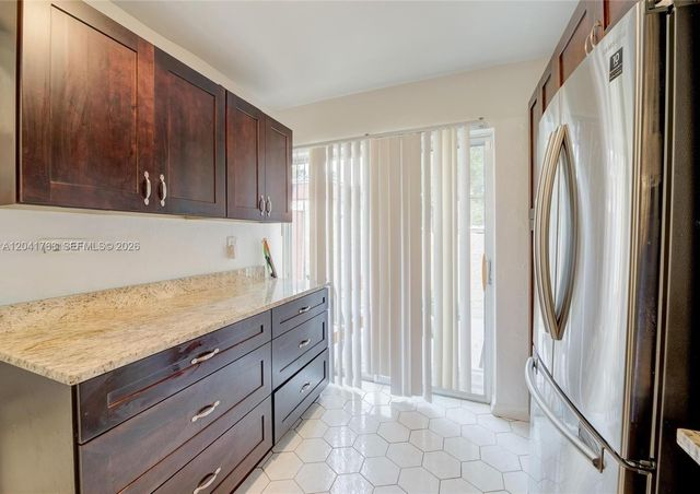 6553 NW 99th Ave A20, Tamarac, FL 33321