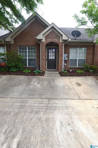 2816 SOUTHWOOD LANE, Bessemer, AL 35022