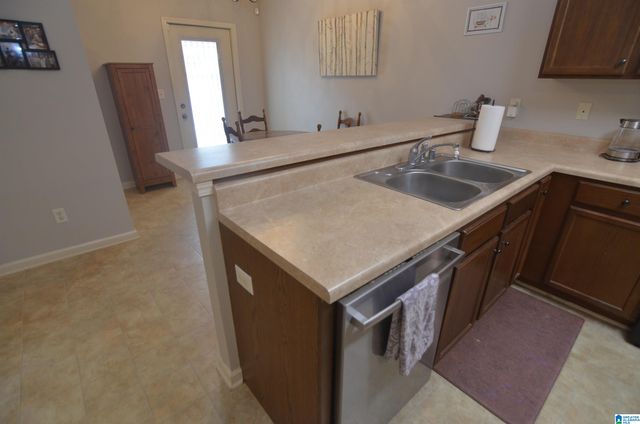 2816 SOUTHWOOD LANE, Bessemer, AL 35022