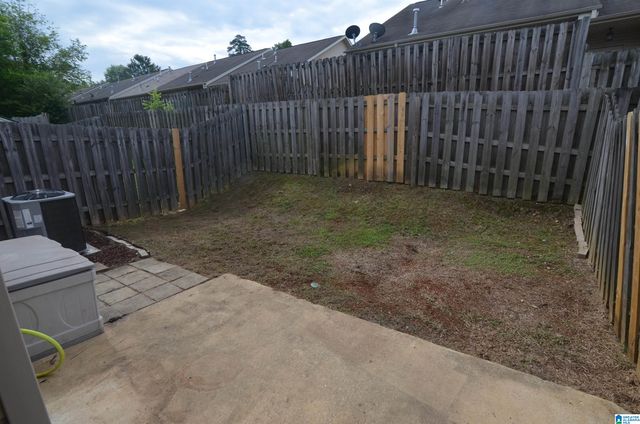 2816 SOUTHWOOD LANE, Bessemer, AL 35022