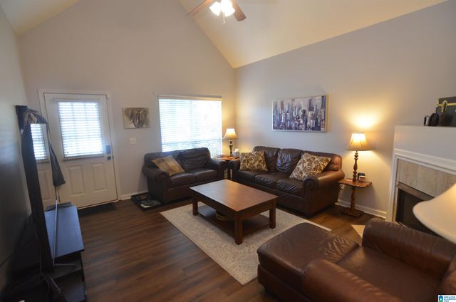 2816 SOUTHWOOD LANE, Bessemer, AL 35022