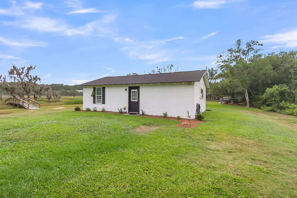 6504 Rozier Road, Meggett, SC 29449