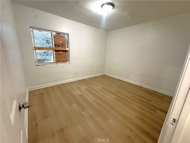 523 W 102nd Street, Los Angeles, CA 90044