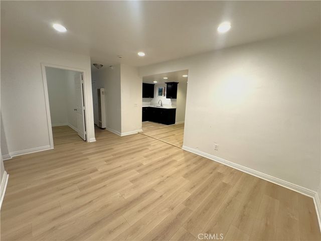 523 W 102nd Street, Los Angeles, CA 90044