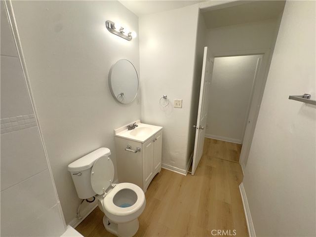 523 W 102nd Street, Los Angeles, CA 90044