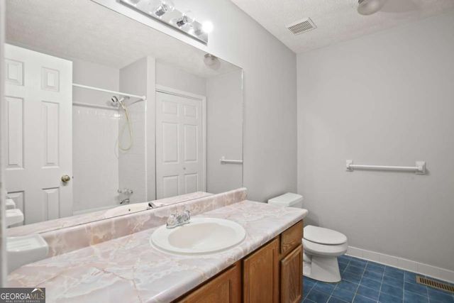 5705 Glandor Drive SE, Mableton, GA 30126