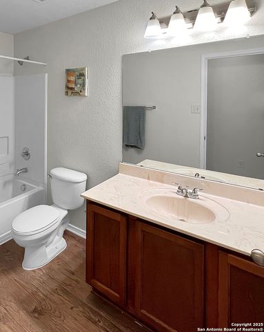 9323 Longmire Trace, San Antonio, TX 78245