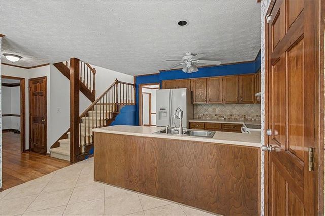 4352 Deerbrook Way, Lilburn, GA 30047
