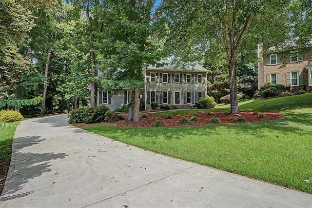 4352 Deerbrook Way, Lilburn, GA 30047