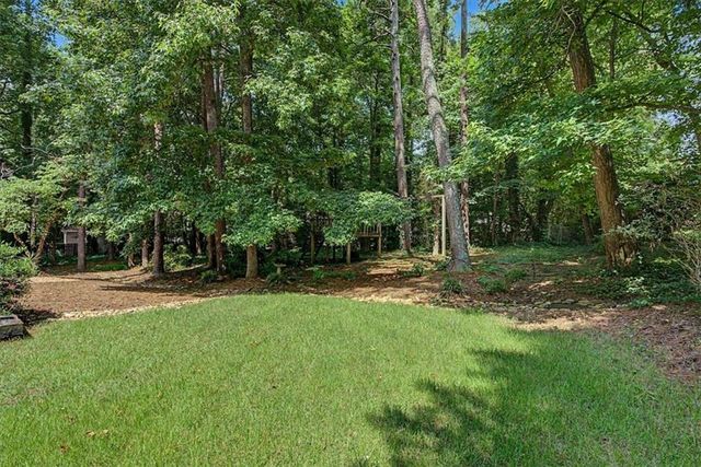 4352 Deerbrook Way, Lilburn, GA 30047