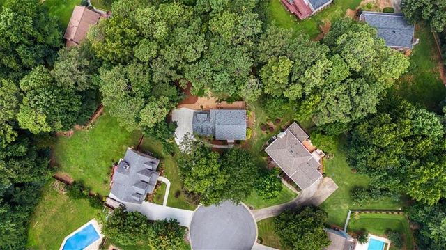4352 Deerbrook Way, Lilburn, GA 30047