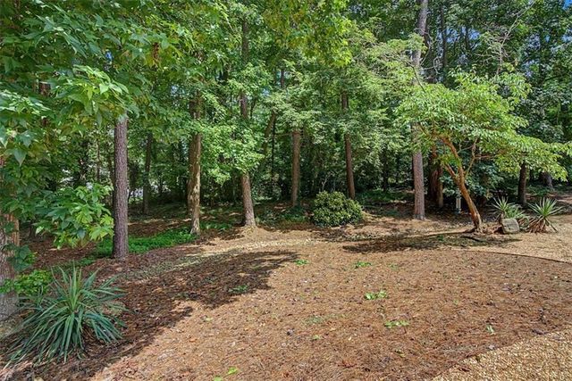 4352 Deerbrook Way, Lilburn, GA 30047