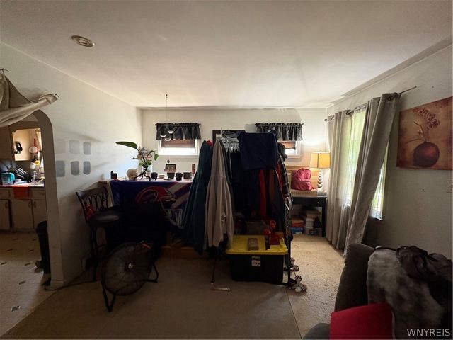 2438 Forest Avenue, Niagara Falls, NY 14301