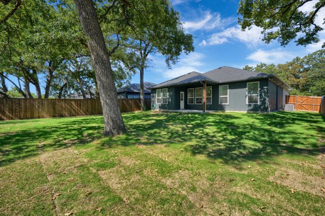 115 Vaughn Lane, Quinlan, TX 75474
