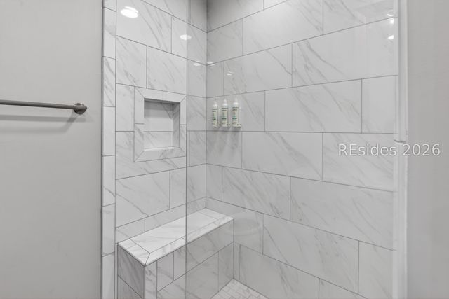 125 Shipyard Dr Apt 124, Hilton Head Island, SC 29928