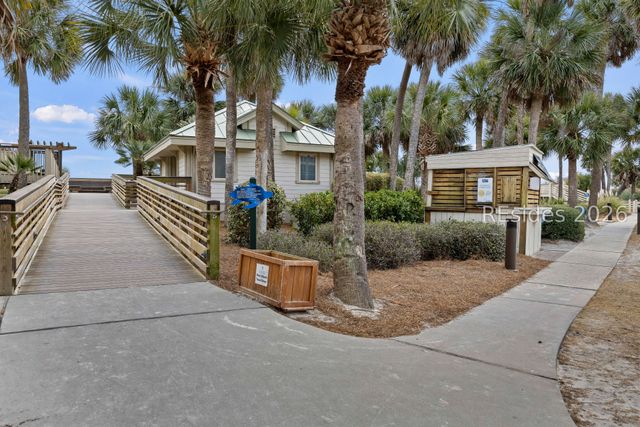 125 Shipyard Dr Apt 124, Hilton Head Island, SC 29928