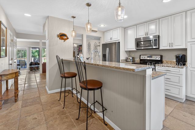 125 Shipyard Dr Apt 124, Hilton Head Island, SC 29928