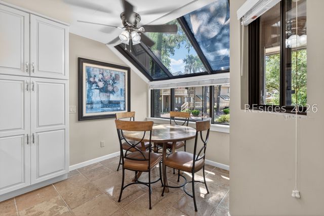 125 Shipyard Dr Apt 124, Hilton Head Island, SC 29928