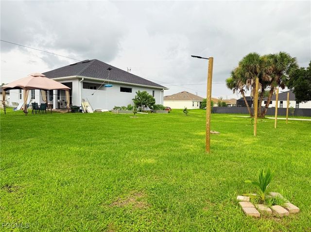 1806 NW 24th AVE, Cape Coral, FL 33993