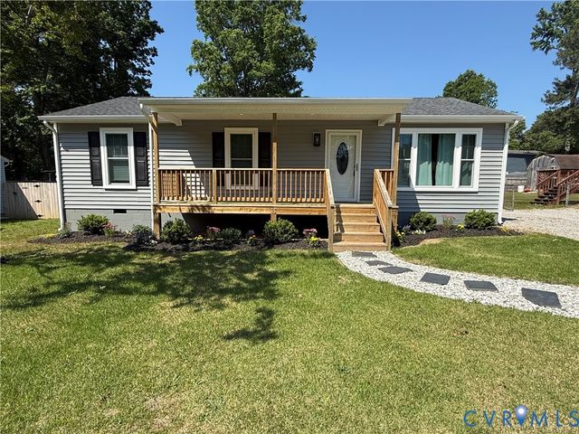 8718 Huntingcreek Cir, North Chesterfield, VA 23237