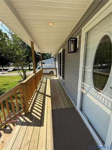 8718 Huntingcreek Cir, North Chesterfield, VA 23237